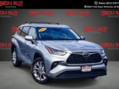 Used 2024 Toyota Highlander Limited
