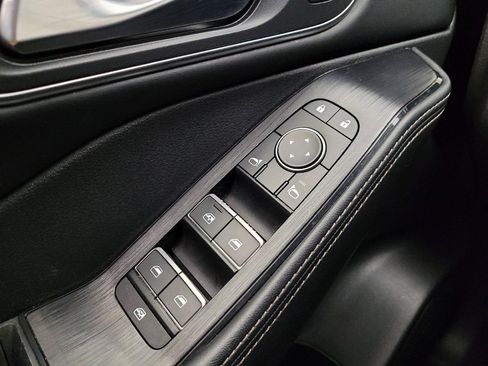 Used 2021 Nissan Rogue SL FWD image 27