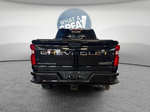 Used 2022 Chevrolet Silverado 2500 High Country w/ Z71 Off-Road Package AWD/4WD image 5