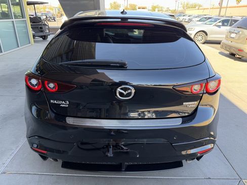 Used 2022 MAZDA MAZDA3 s image 13