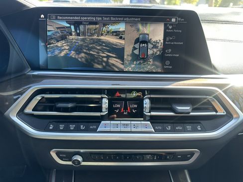 Used 2021 BMW X5 sDrive40i w/ M Sport Package RWD image 25