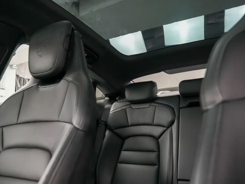 Certified 2025 Porsche Taycan RWD image 36