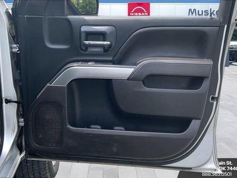 Used 2017 Chevrolet Silverado 2500 LT AWD/4WD image 26