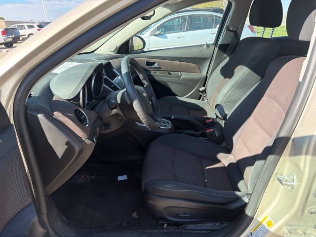 Used 2015 Chevrolet Cruze LT w/ Enhanced Safety Package FWD image 11