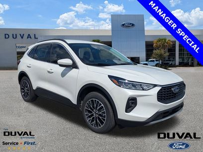 New 2025 Ford Escape SE