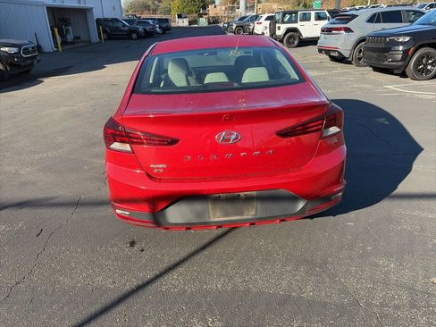 Used 2019 Hyundai Elantra SE image 6