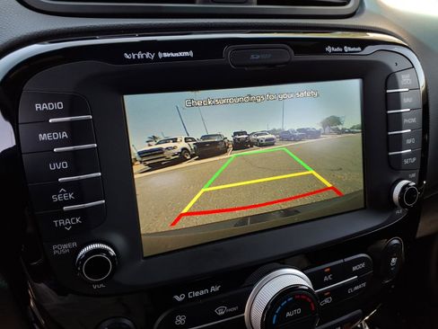 Used 2015 Kia Soul ! w/ Sun & Sound Package FWD image 30
