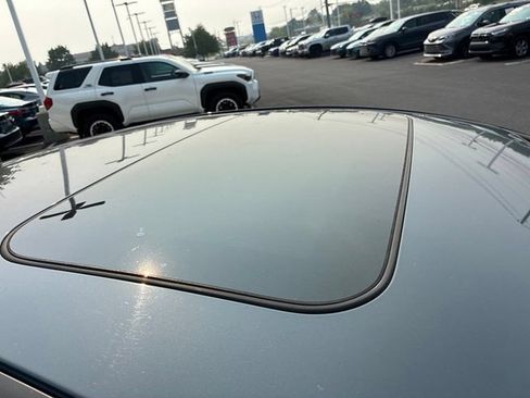 Used 2024 MAZDA MAZDA3 s AWD/4WD image 17