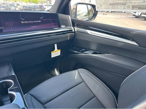 New 2026 Cadillac Escalade Sport w/ Touring Package AWD/4WD image 17