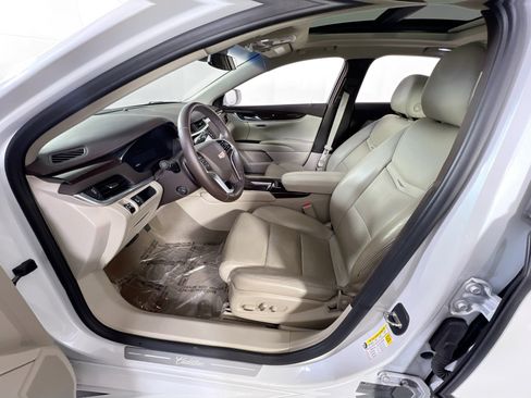 Used 2016 Cadillac XTS Luxury w/ Driver Awareness Package image 21