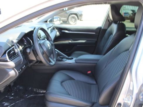 Used 2024 Toyota Camry SE FWD image 32