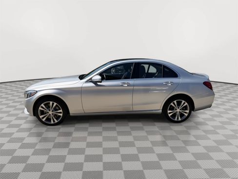 Used 2015 Mercedes-Benz C 300 4MATIC Sedan image 4