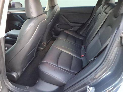 Used 2023 Tesla Model 3 Performance image 15