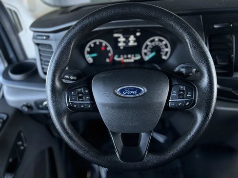 Used 2024 Ford Transit 250 250 w/ Parcel Delivery Package image 18