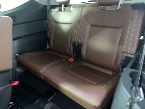 Used 2021 Volkswagen Atlas SE w/ Panoramic Sunroof Package image 26