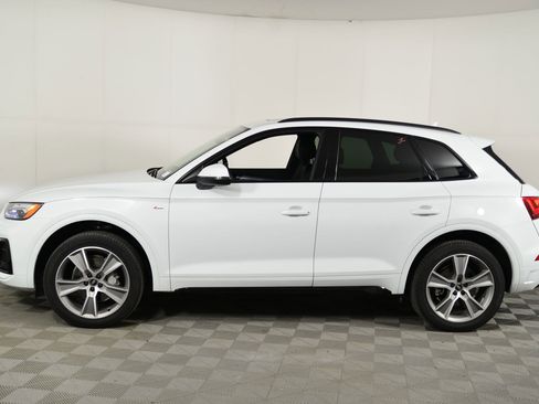 Certified 2025 Audi Q5 2.0T Premium image 2
