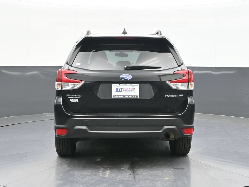 Used 2023 Subaru Forester Premium AWD/4WD image 8