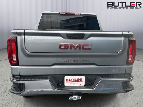 Used 2025 GMC Sierra 1500 SLT image 5