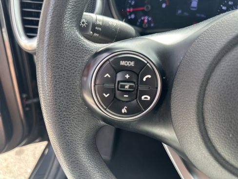 Used 2022 Kia Soul LX w/ Technology Package FWD image 14
