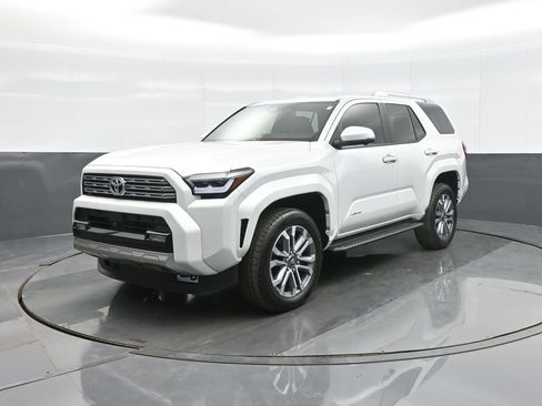 Certified 2025 Toyota 4Runner Limited image 3