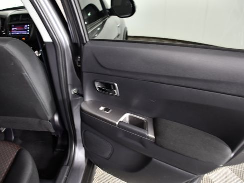 Used 2019 Mitsubishi Outlander Sport SE AWD/4WD image 42