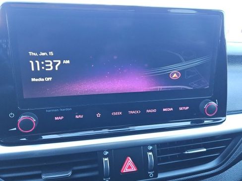 Used 2024 Kia Forte GT-Line w/ GT-Line Premium Package image 12