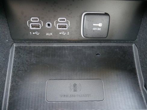 Used 2022 Jeep Grand Cherokee L Overland w/ Luxury Tech Group IV image 25