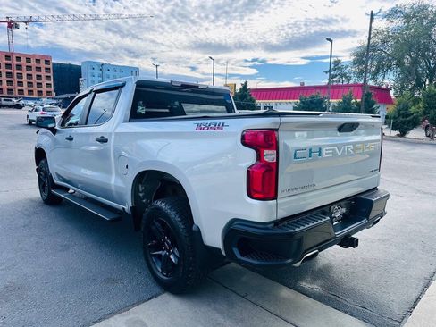 Used 2020 Chevrolet Silverado 1500 Custom Trail Boss w/ Custom Convenience Package AWD/4WD image 5