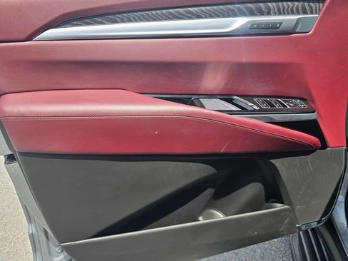 Used 2025 Cadillac Escalade Sport w/ LPO, Floor Liner Package AWD/4WD image 24