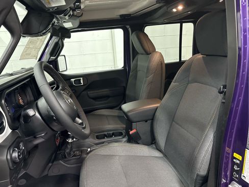 New 2026 Jeep Gladiator Mojave AWD/4WD image 13