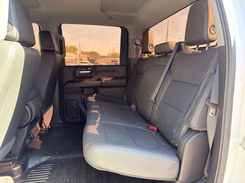 Used 2023 Chevrolet Silverado 2500 W/T w/ Gooseneck/5TH Wheel Package AWD/4WD image 19