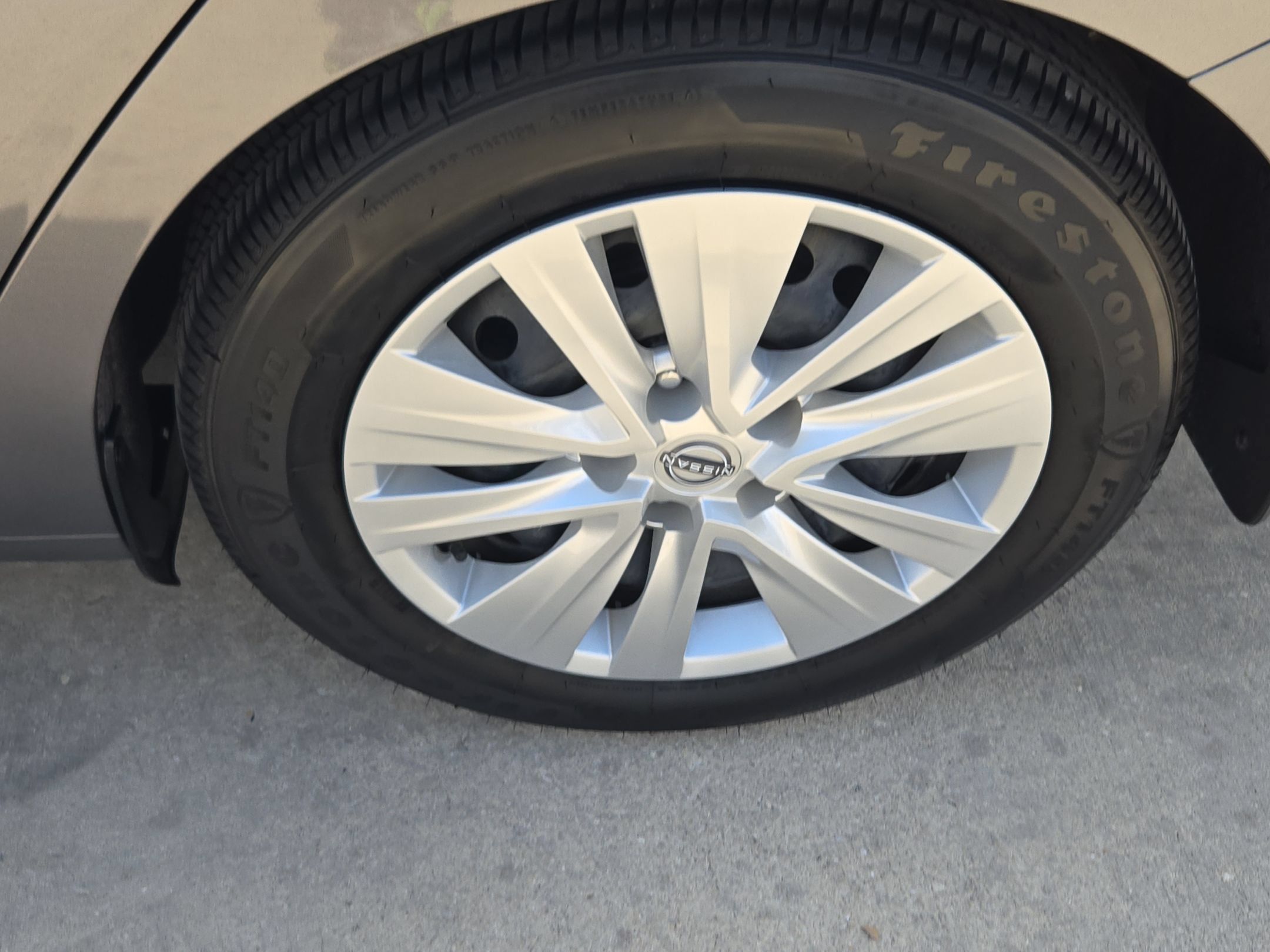 Certified 2025 Nissan Sentra S FWD image 31