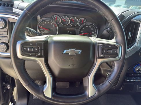 Used 2022 Chevrolet Silverado 1500 RST AWD/4WD image 18