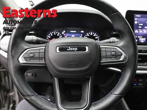 Used 2022 Jeep Compass Latitude w/ Convenience Group AWD/4WD image 10