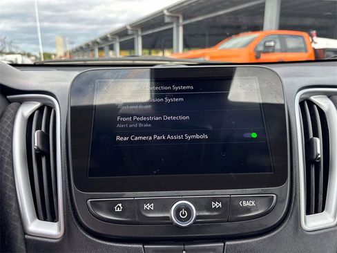 Used 2024 Chevrolet Malibu LT image 24