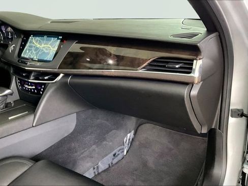 Used 2018 Cadillac CT6 Luxury image 18