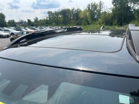Certified 2023 Subaru Outback Limited AWD/4WD image 12
