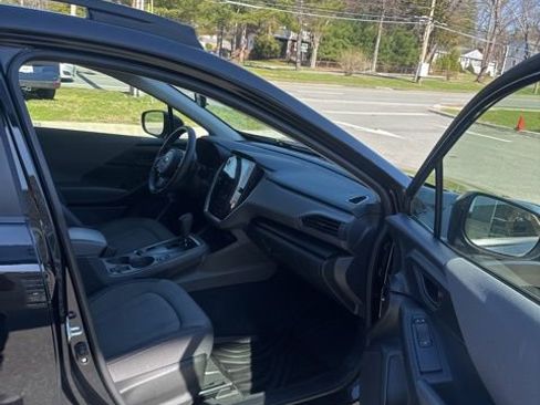 Used 2024 Subaru Crosstrek 2.0i Premium image 18