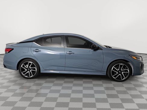 Used 2024 Nissan Sentra SR FWD image 9