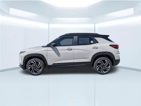 New 2026 Chevrolet TrailBlazer RS w/ Convenience Package AWD/4WD image 2
