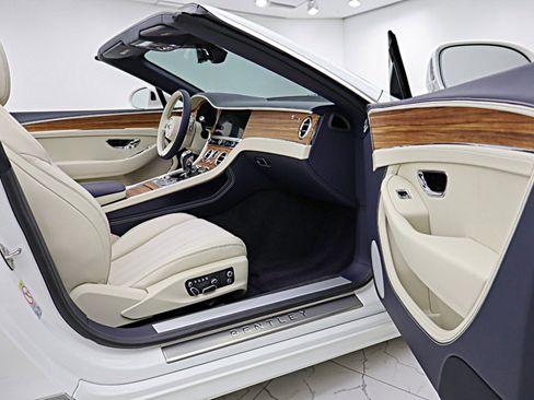 New 2026 Bentley Continental GTC image 50