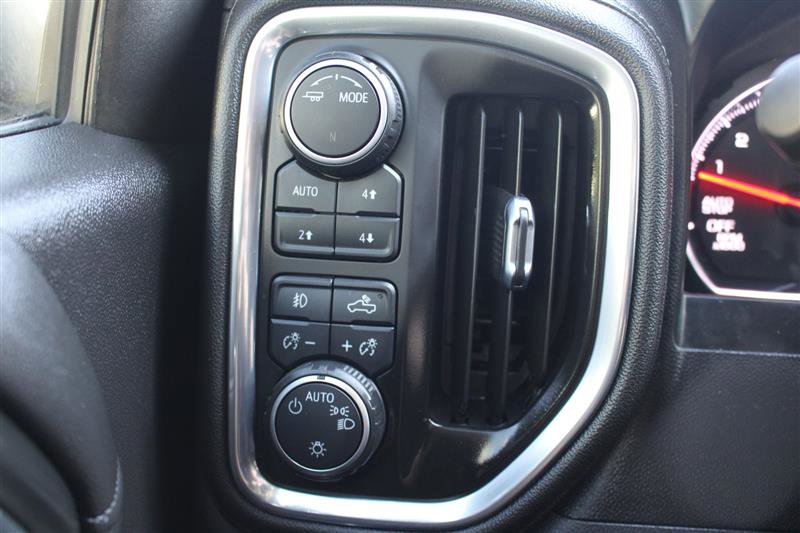 Used 2021 Chevrolet Silverado 1500 RST AWD/4WD image 17