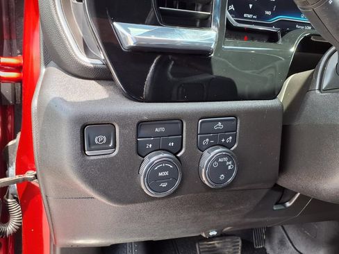 Used 2023 Chevrolet Silverado 1500 LT w/ Protection Package AWD/4WD image 25
