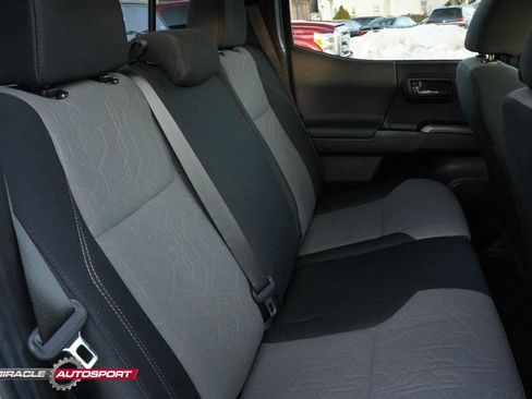 Used 2023 Toyota Tacoma TRD Sport w/ Advanced Technology Package image 39