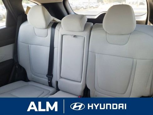 New 2026 Hyundai Tucson SE image 14