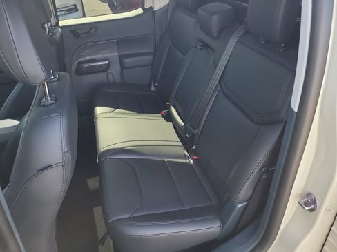 Used 2025 Ford Maverick Lariat w/ Black Appearance Package AWD/4WD image 10