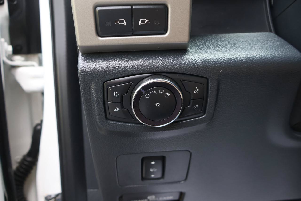 Used 2022 Ford F250 Lariat w/ Lariat Value Package AWD/4WD image 12