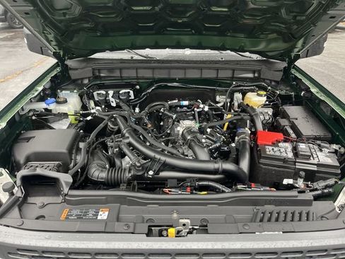 New 2025 Ford Bronco Badlands image 18