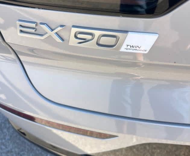 Used 2025 Volvo EX90 Ultra AWD/4WD image 5