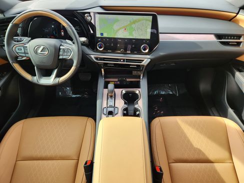 Certified 2025 Lexus RX 350 Premium Plus w/ Accessory Package (Z1) image 32